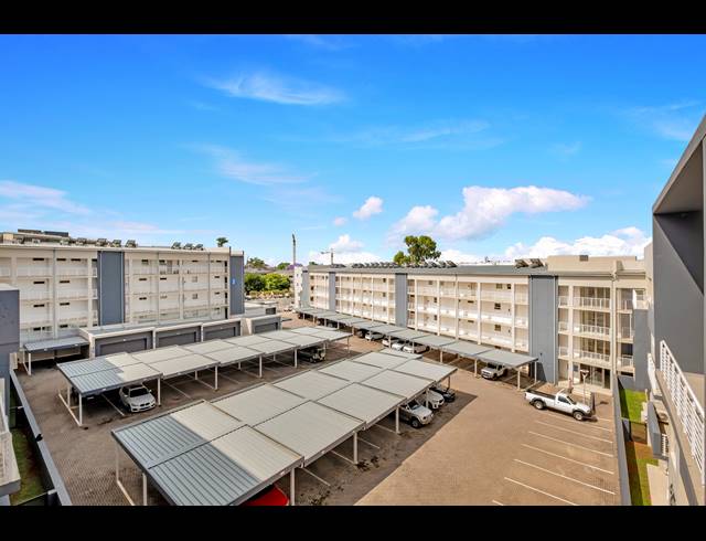 2 BEDROOM APARTMENT FOR SALE IN SANDOWN